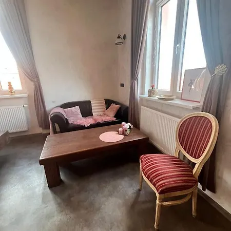 Apartmany V Podzamci V Blizkosti Zamku Blatna Exterior photo