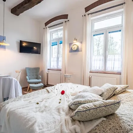 Apartmany V Podzamci V Blizkosti Zamku Blatná Exterior photo